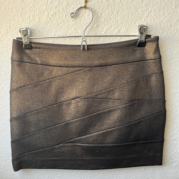 Express Bandage Mini Skirt Metallic Gold Size 00 - Picture 4 of 10
